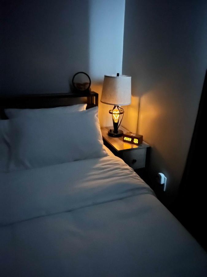 Hometel Premium Guest Suite W/ Private Entrance Ypsilanti Exterior photo